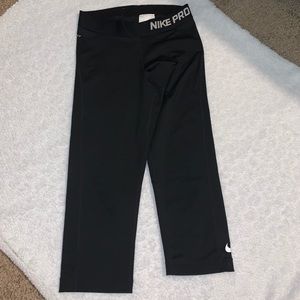 Nike Pro Capri Style Tights